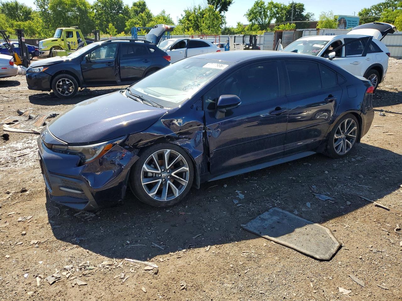 2020 Toyota Corolla SE, VIN 5YFS4RCE8LP054682 — Front end