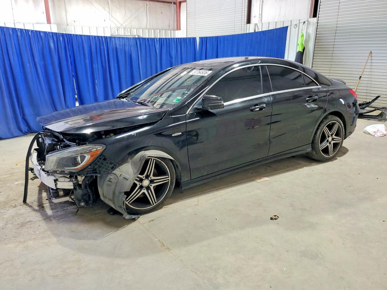 2016 Mercedes-Benz CLA 250, VIN WDDSJ4EB5GN380009 — Front end