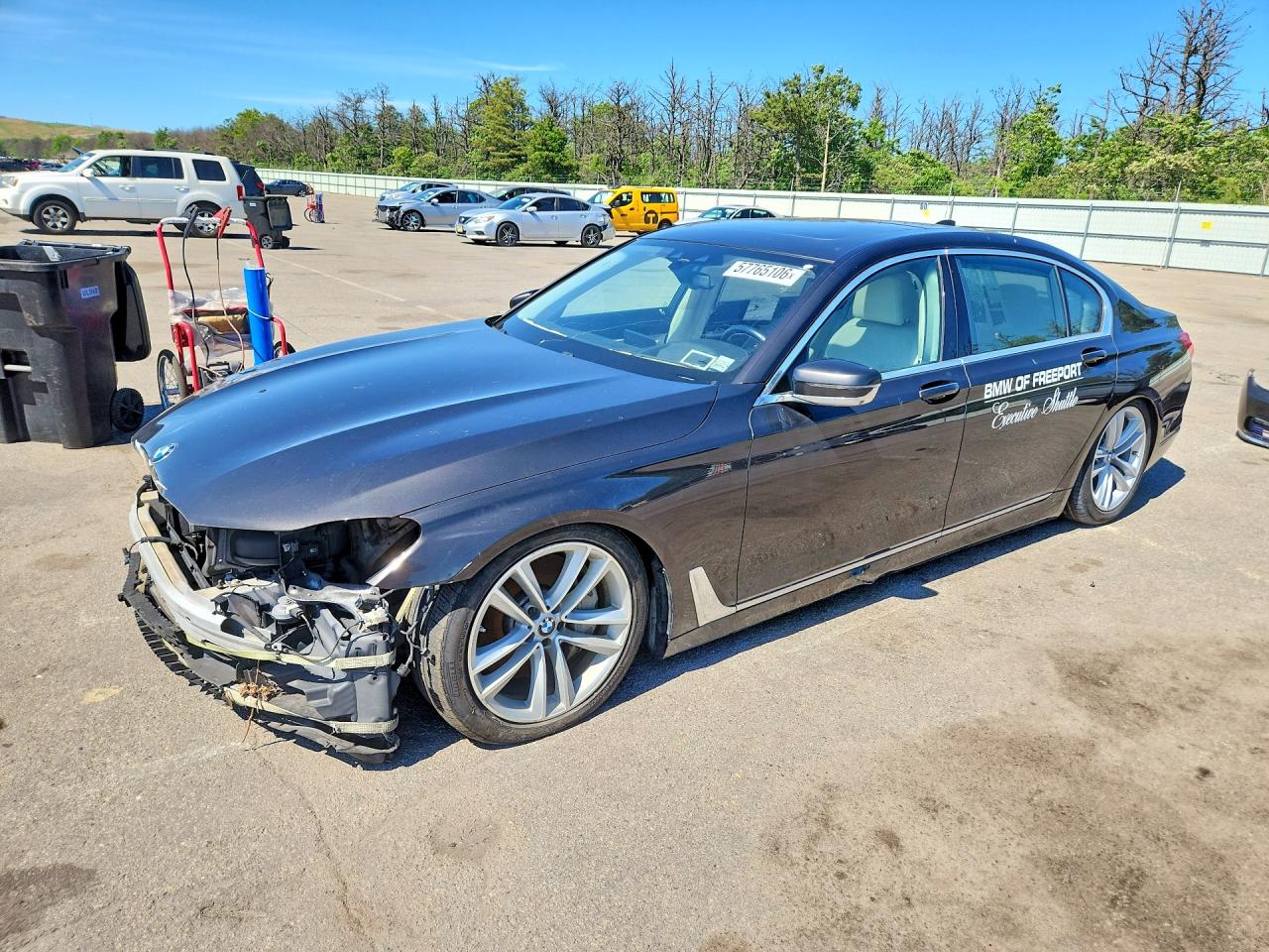 2016 BMW 7 Series 750i xDrive, VIN WBA7F2C53GG420172 — Front end