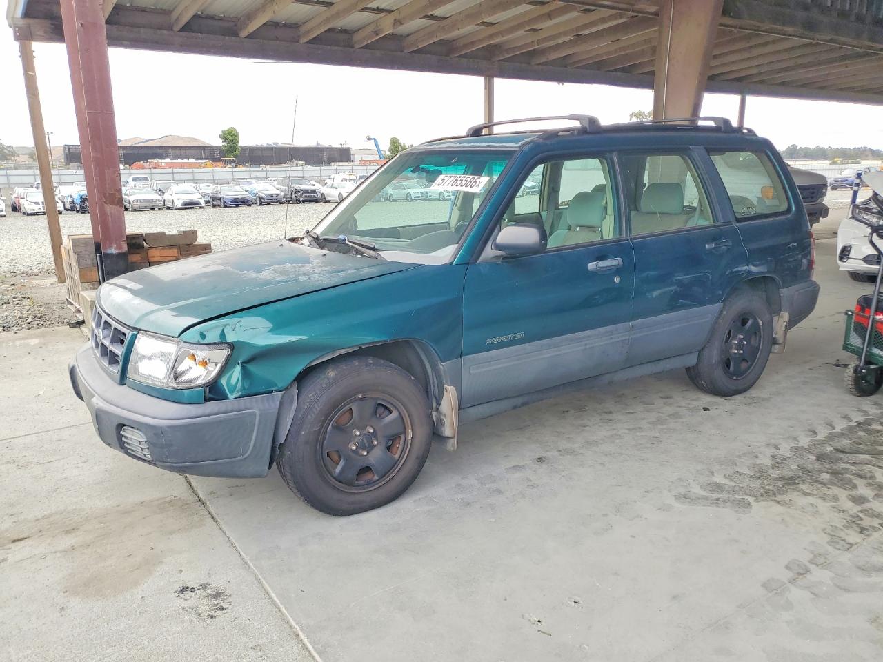 1999 Subaru Forester L, VIN JF1SF635XXH747527 — Front end
