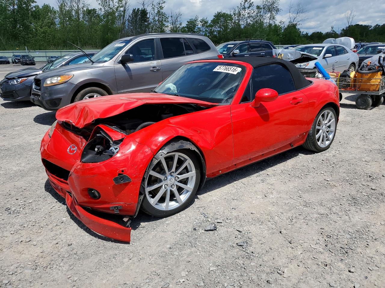 2006 Mazda MX-5 Miata Touring, VIN JM1NC25F460113304 — Front end