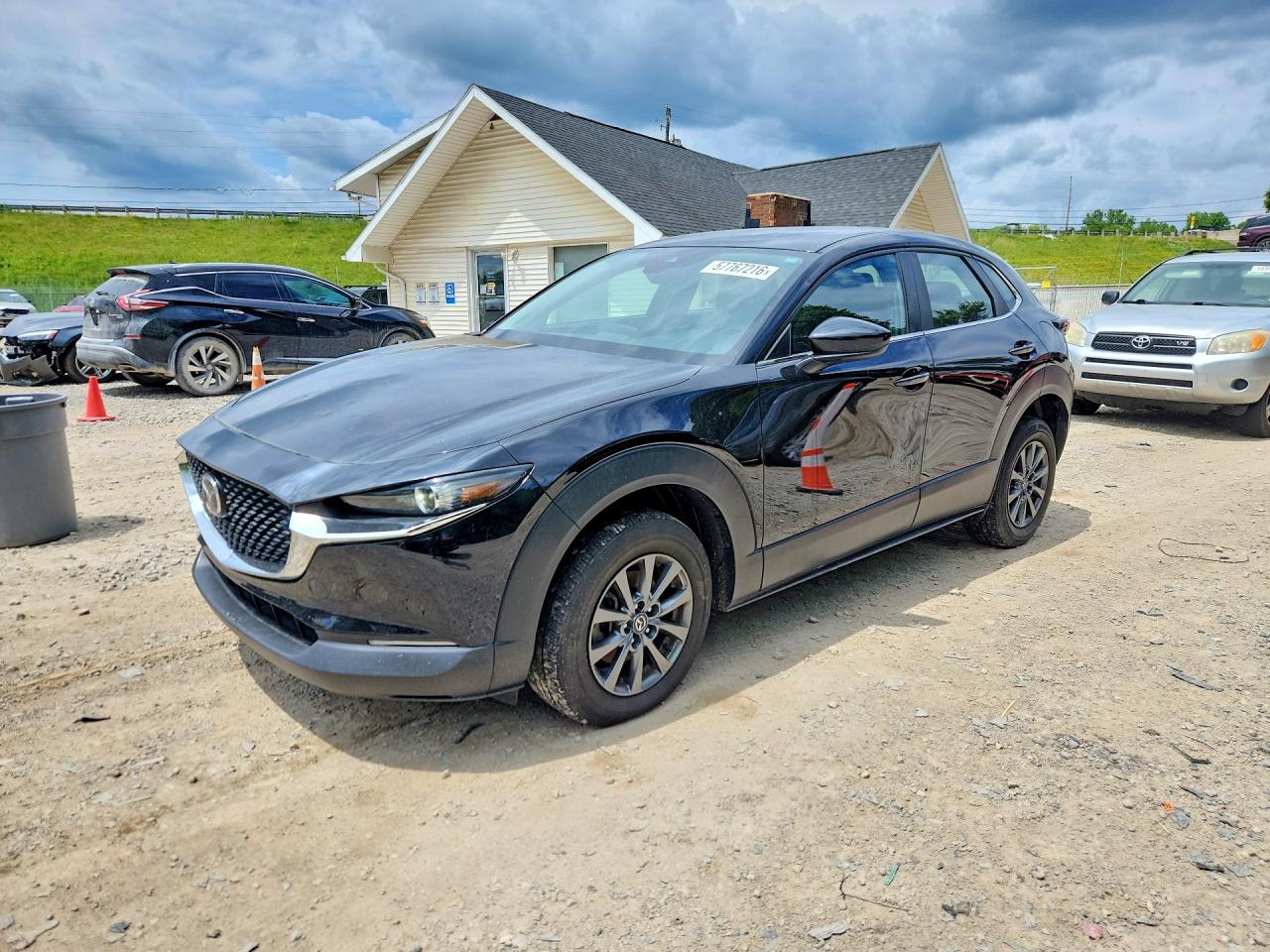 2022 Mazda CX-30 S, VIN 3MVDMBAL3NM400616 — Hail
