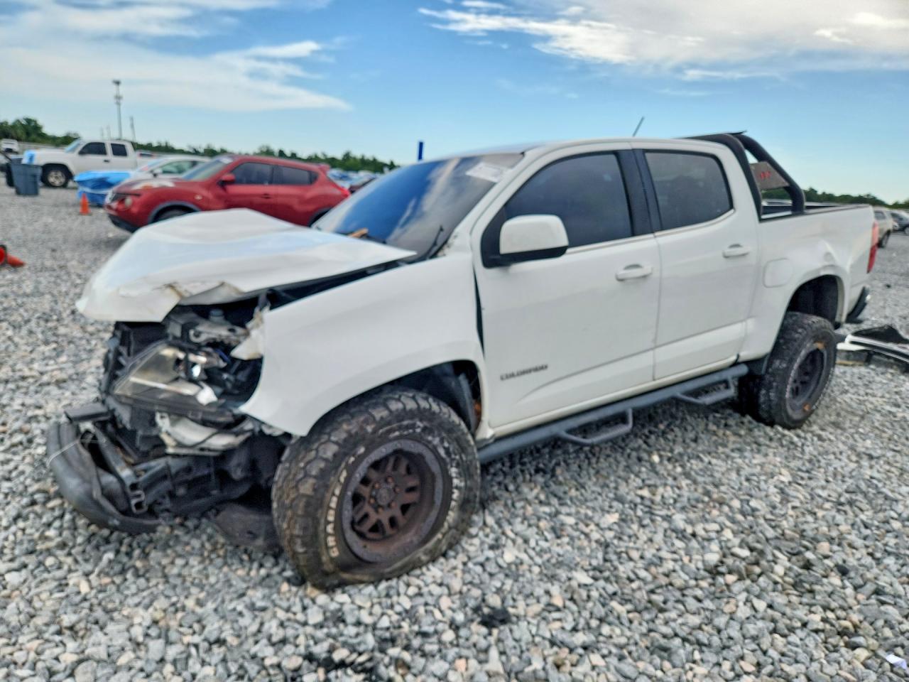 2019 Chevrolet Colorado 2WD LT, VIN 1GCGSCEN2K1106378 — Перед