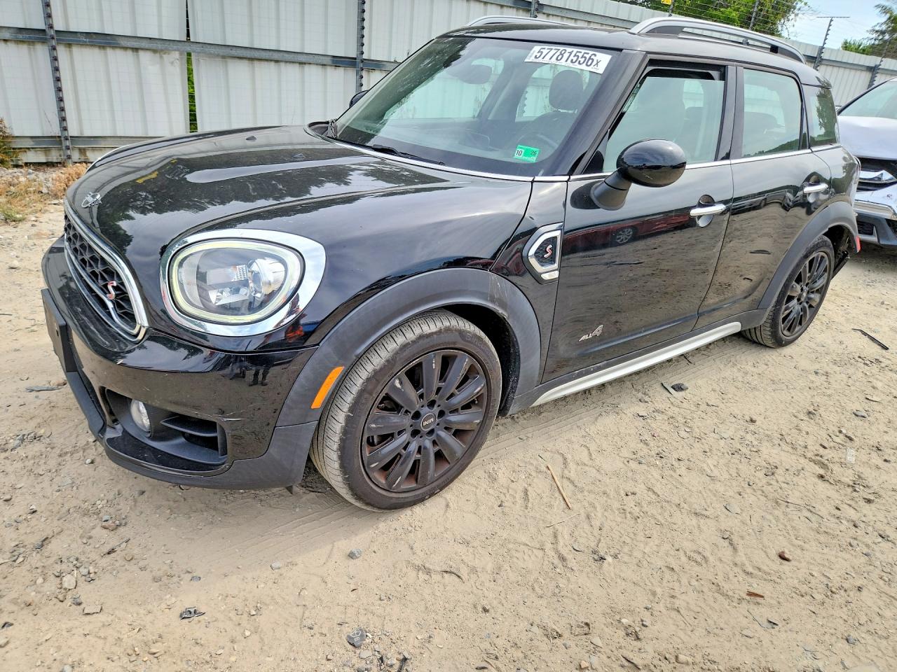 2019 MINI Countryman Cooper S, VIN WMZYT5C55K3J88725 — Зад