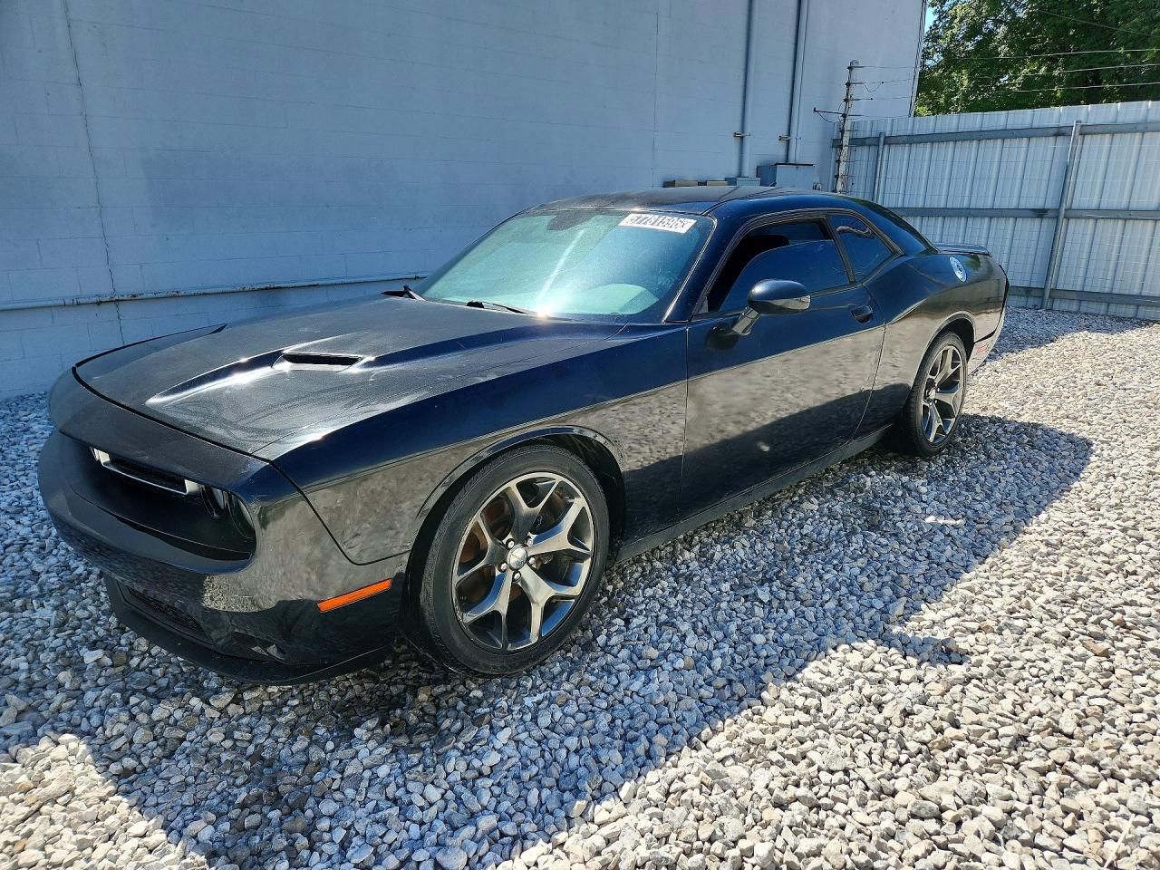 2015 Dodge Challenger SXT Plus, VIN 2C3CDZBG0FH736848 — Side