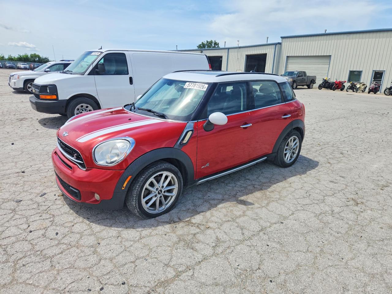 2015 MINI Countryman S, VIN WMWZC5C56FWP47270 — Minor dents and scratches