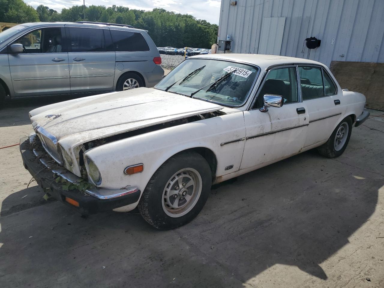 1986 Jaguar XJ, VIN SAJAV1346GC461014 — Mechanical