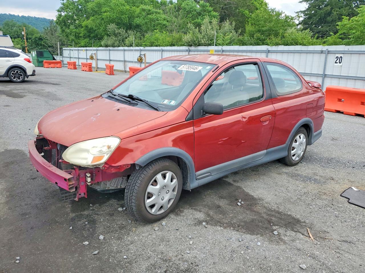 2003 Toyota ECHO, VIN JTDAT123130275891 — Перед