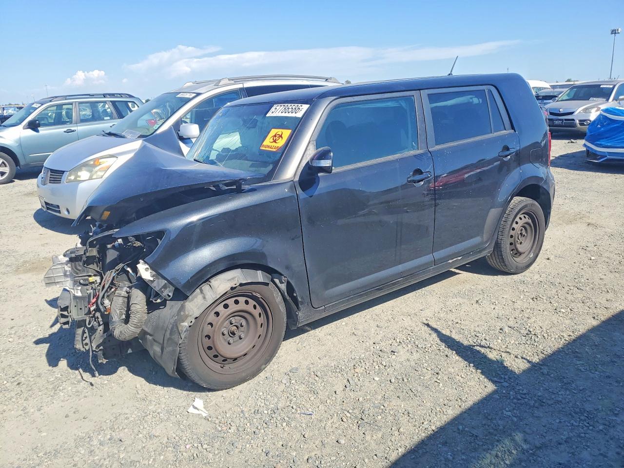 2014 Scion xB Release Series 10.0, VIN JTLZE4FE7EJ057451 — Front end