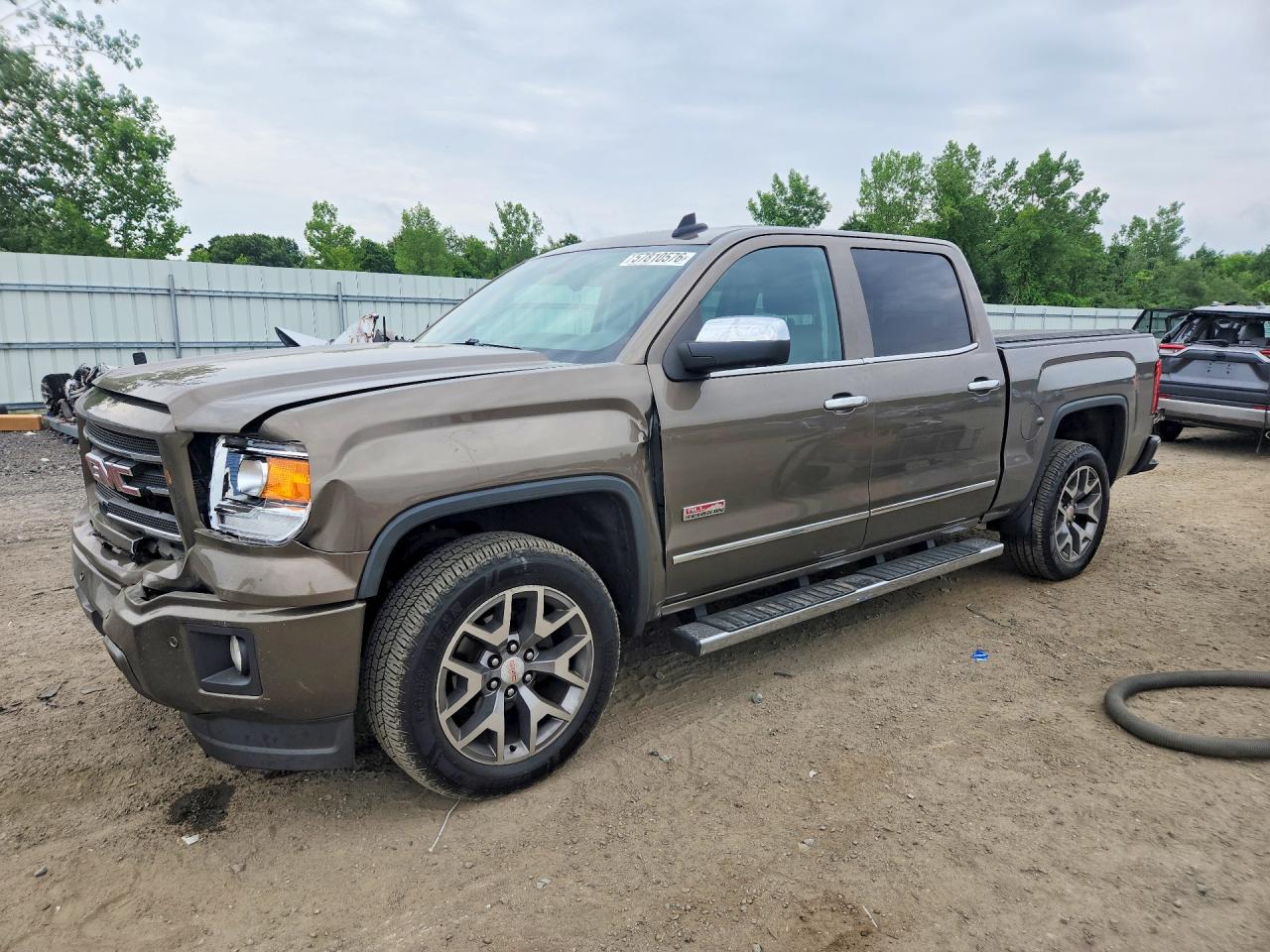 2015 GMC Sierra 1500 SLT, VIN 3GTU2VEC0FG390601 — Front end
