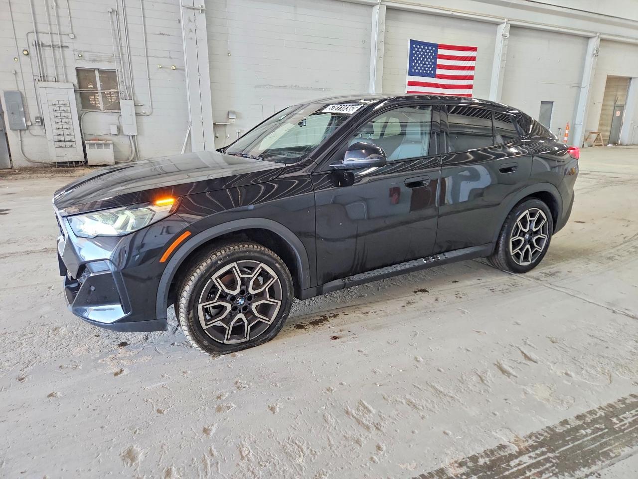 2026 BMW X2 xDrive28i, VIN WBX63GM00T5406293 — Перед