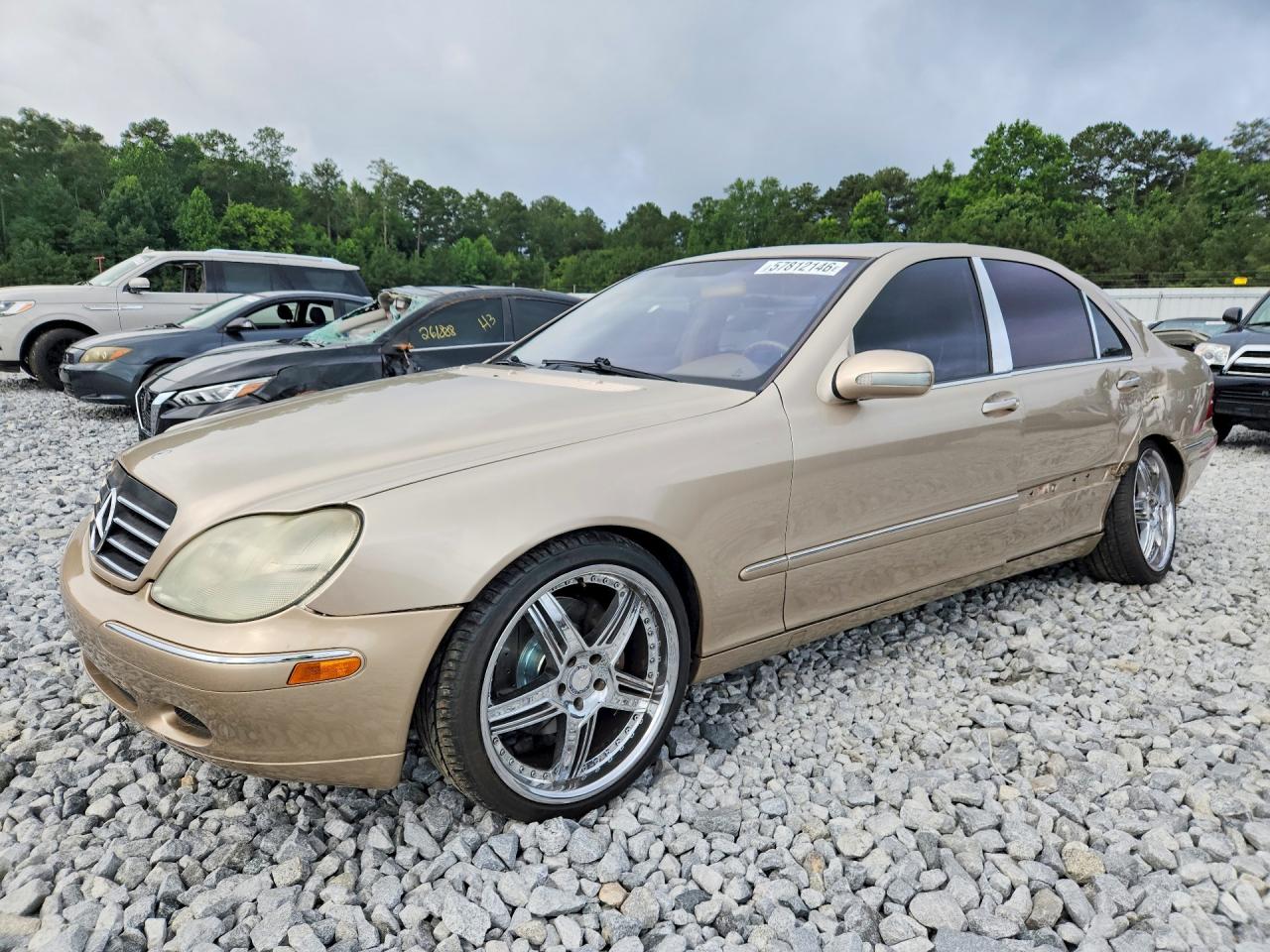 2002 Mercedes-Benz S 430, VIN WDBNG70J82A274531 — Undercarriage