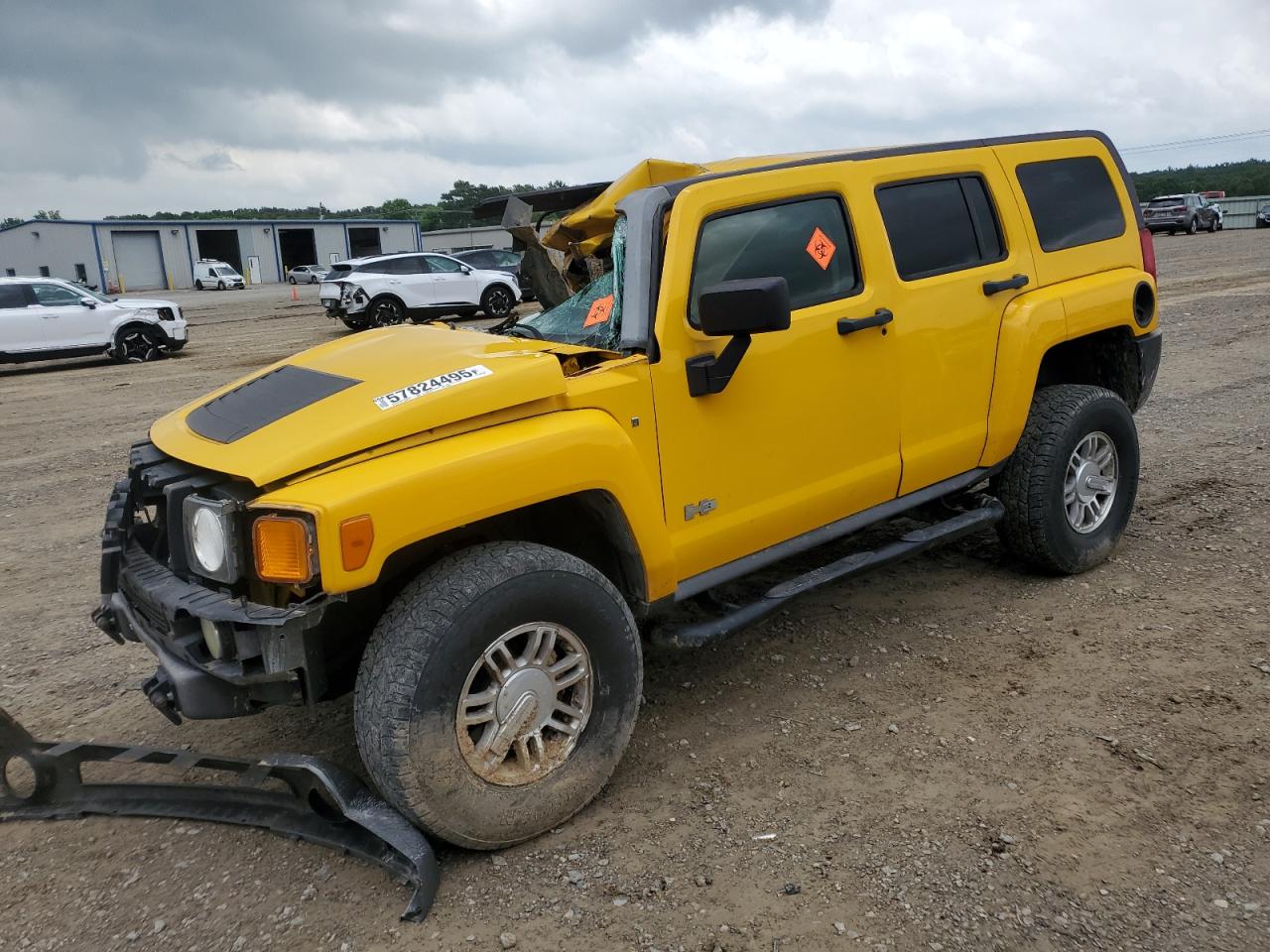 2007 Hummer H3 SUV, VIN 5GTDN13EX78109327 — Frame damage