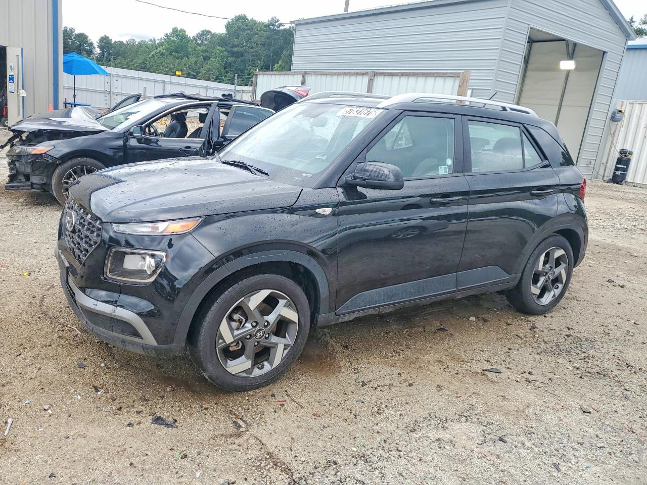 2025 Hyundai Venue SEL, VIN KMHRC8A39SU363720 — Minor dents and scratches