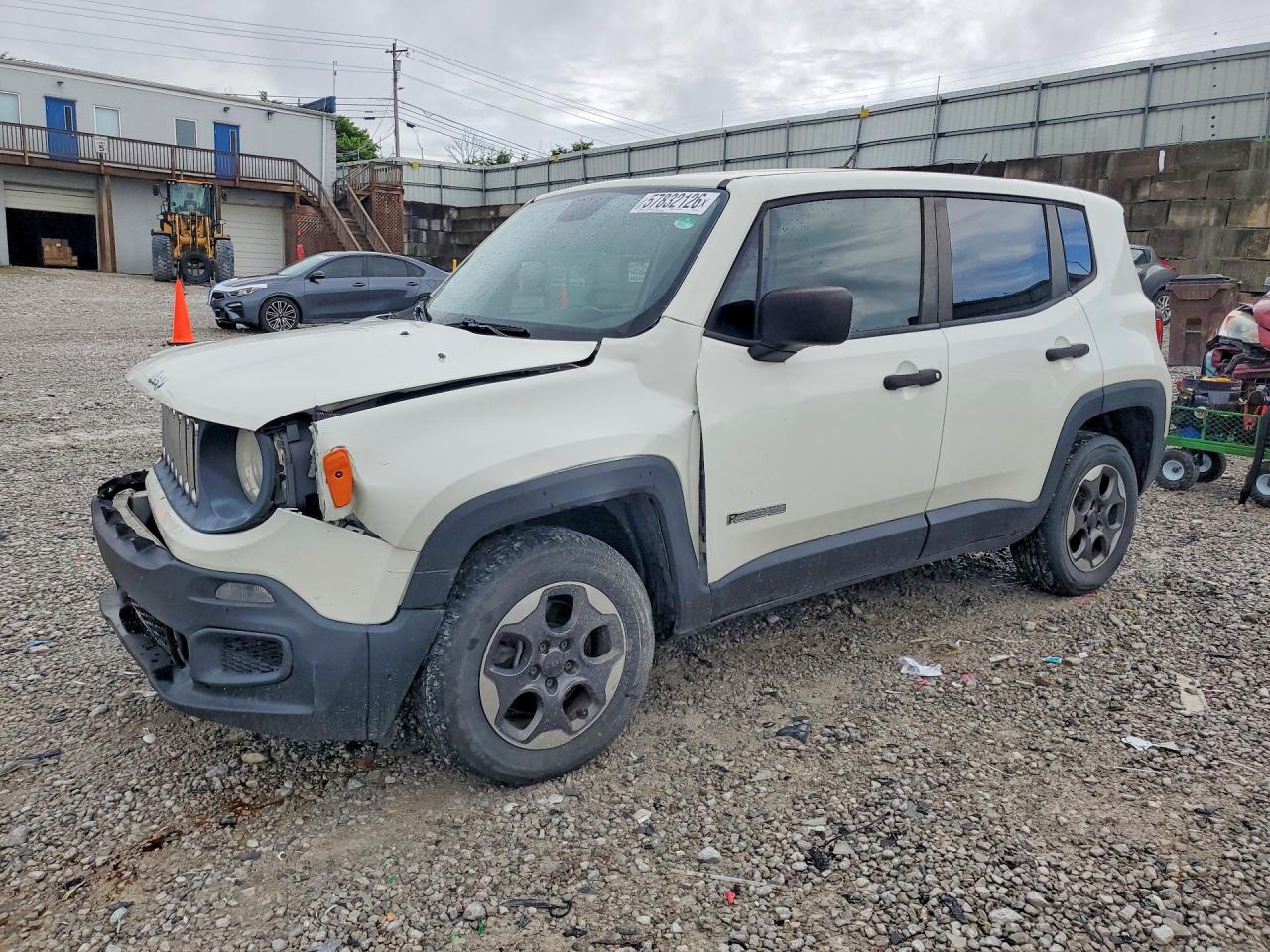 2015 Jeep Renegade Sport, VIN ZACCJBAT6FPC32359 — Front end