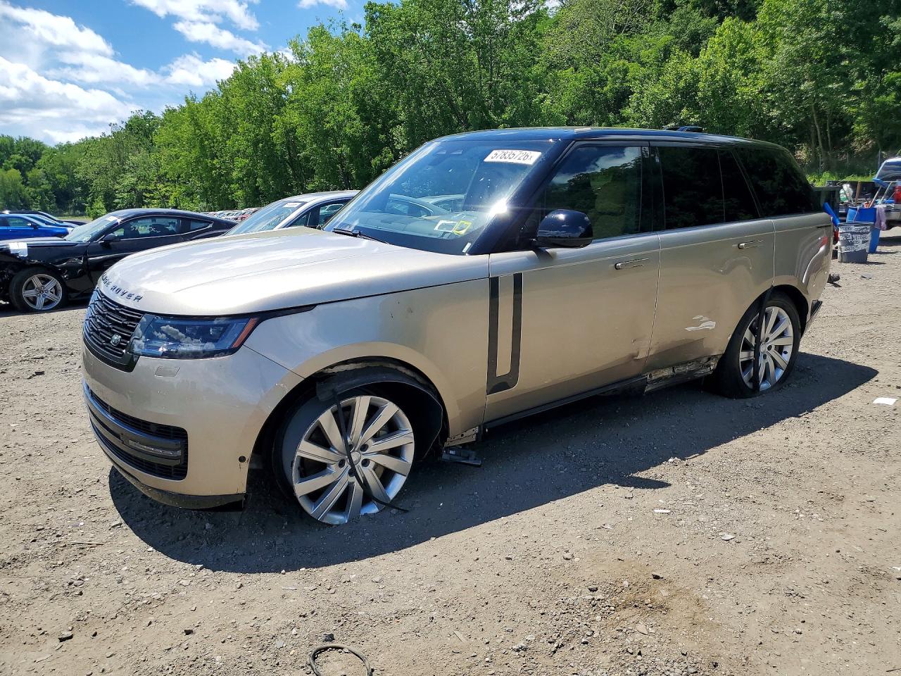2025 Land Rover Range Rover SE, VIN SALKP9FUXSA278395 — Side