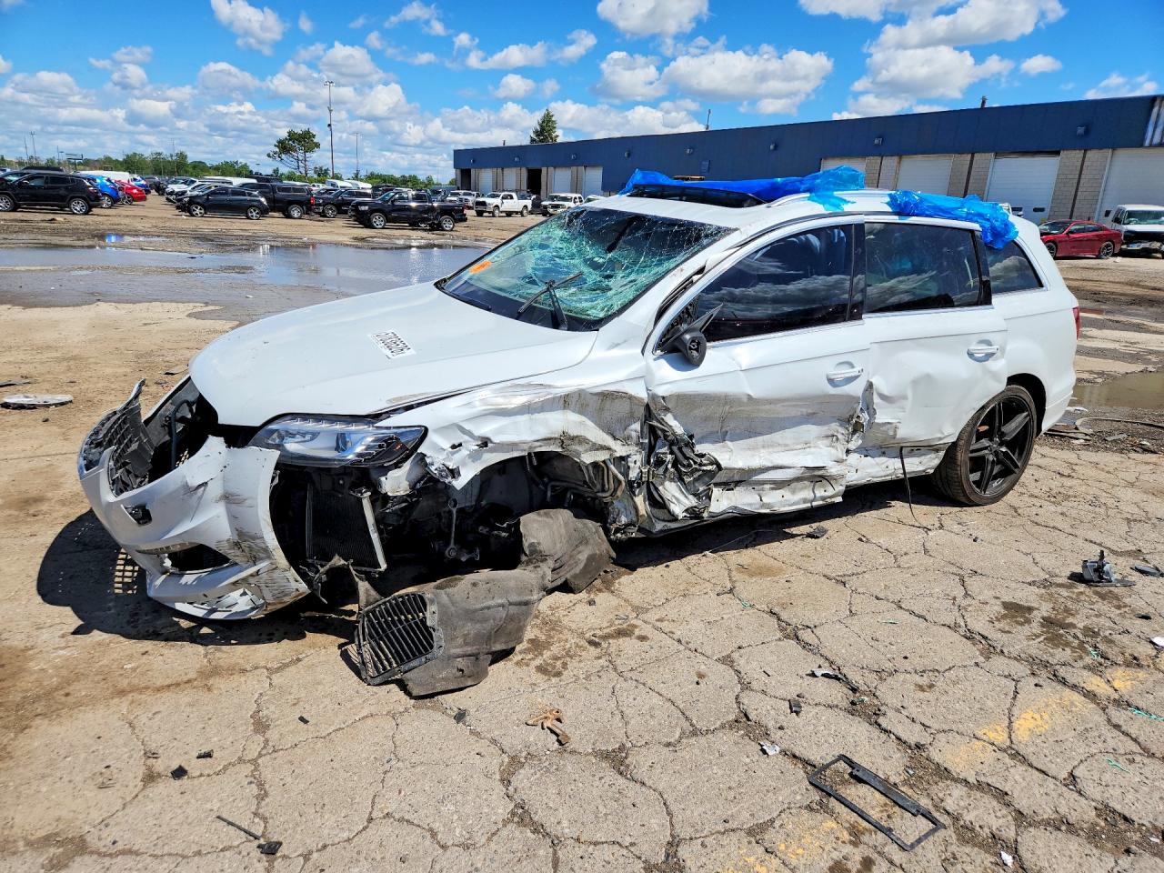 2015 Audi Q7 S line Prestige, VIN WA1DGAFE9FD018109 — Опрокидывание