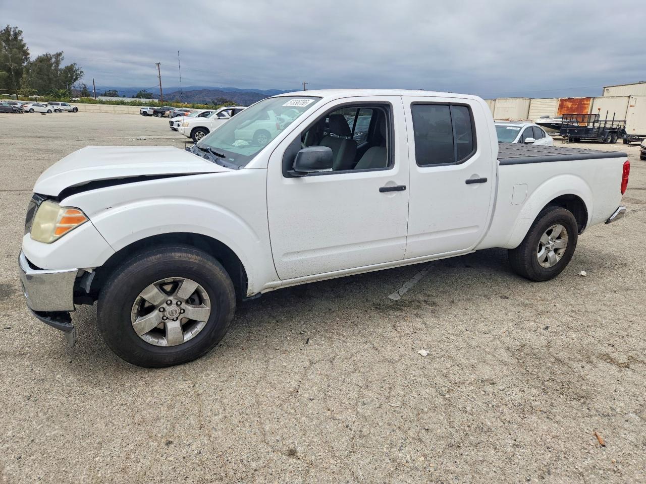 2011 Nissan Frontier SV, VIN 1N6AD0FR5BC426764 — Front end