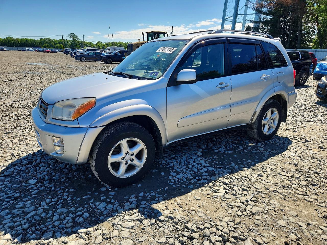 2002 Toyota RAV4, VIN JTEHH20V520175281 — Front end
