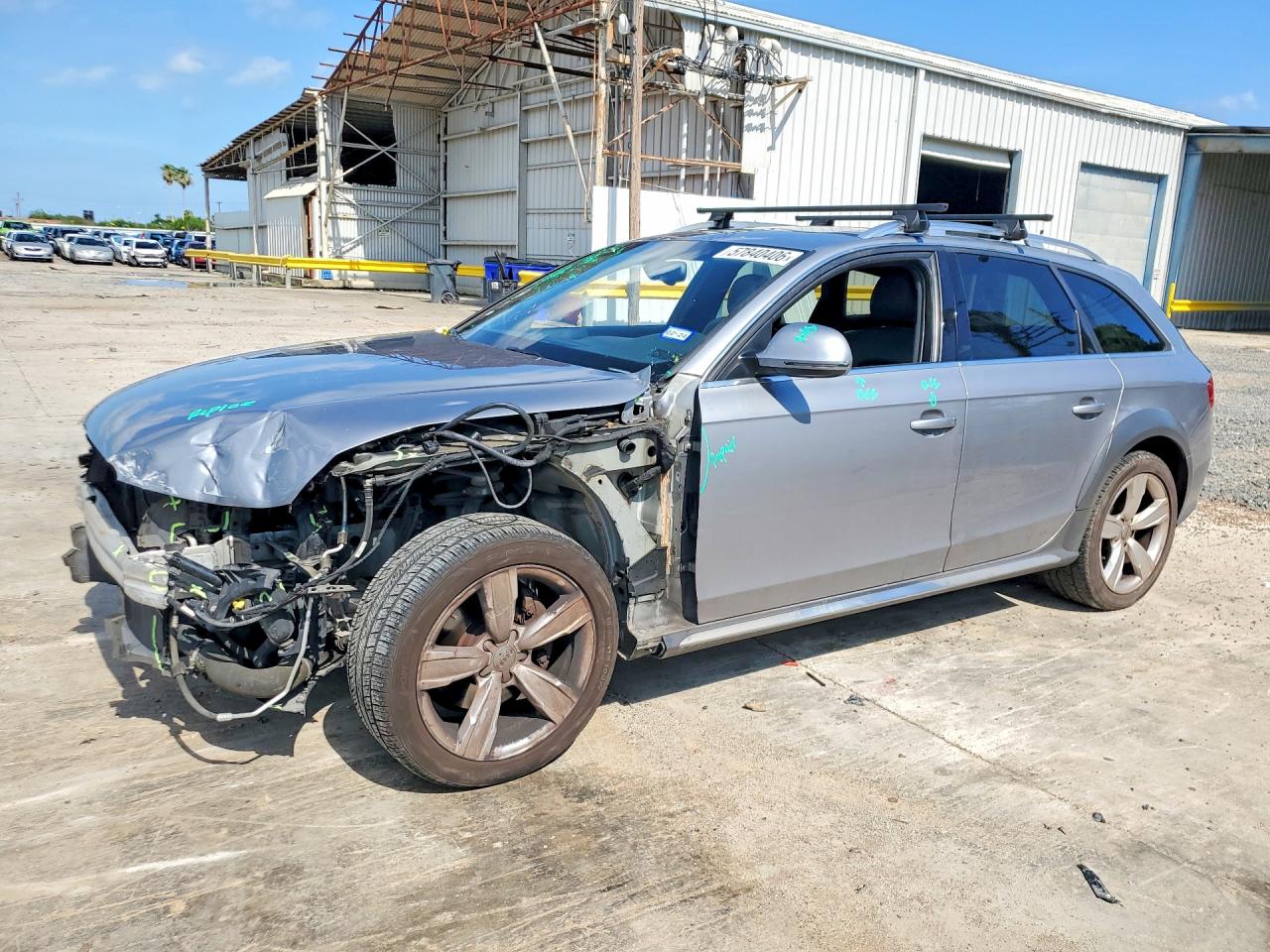 2016 Audi allroad A4 Premium Plus, VIN WA1UFAFLXGA007401 — Front end