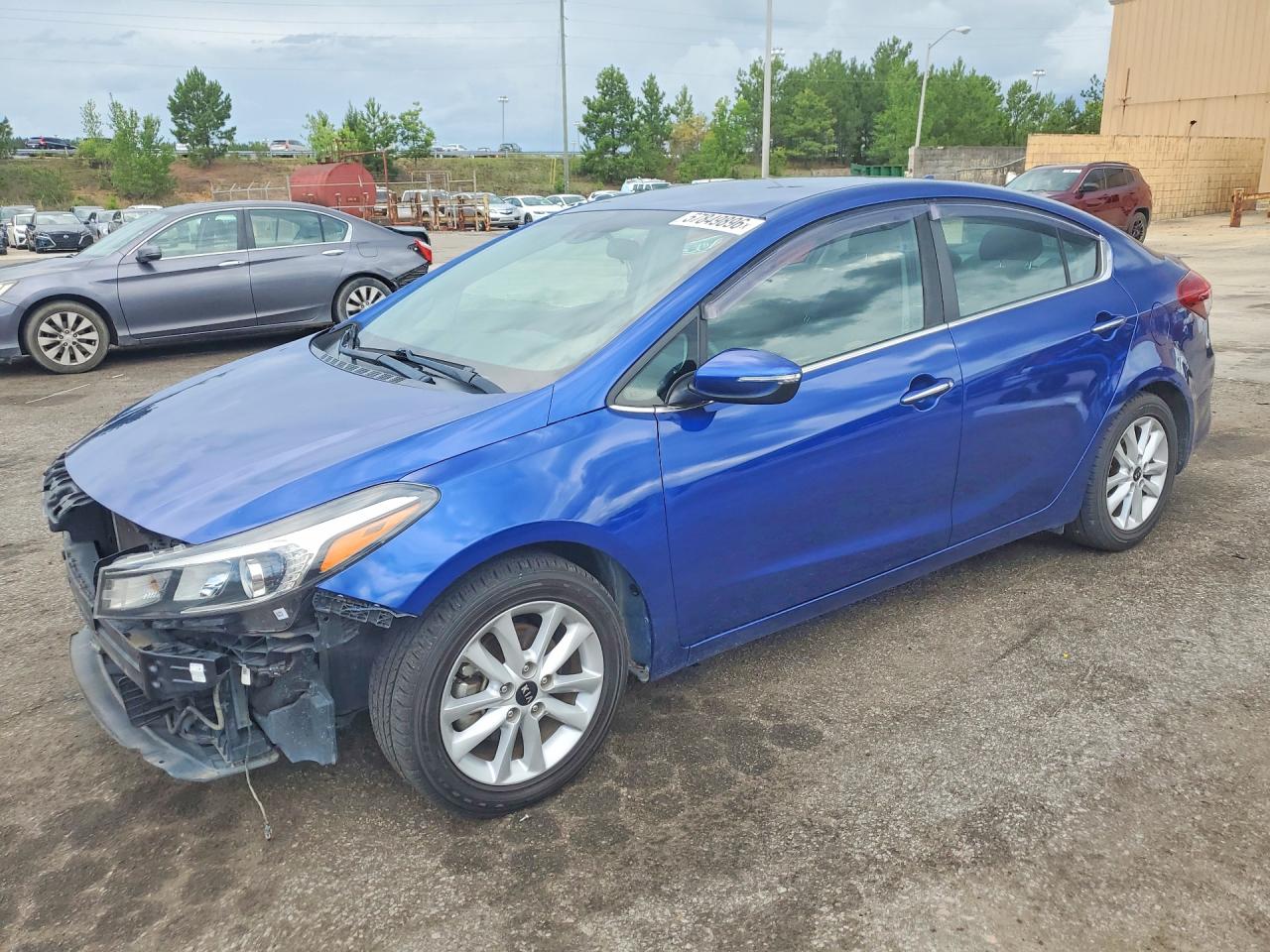 2017 Kia Forte S, VIN 3KPFL4A7XHE114174 — Front end