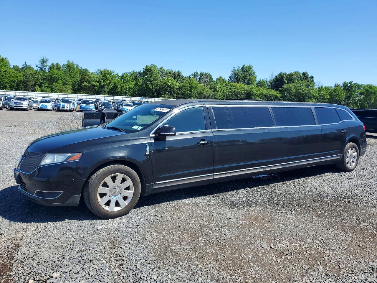 2015 Lincoln MKT, VIN 2L1MJ5LK7FBL01832 — Water / flood