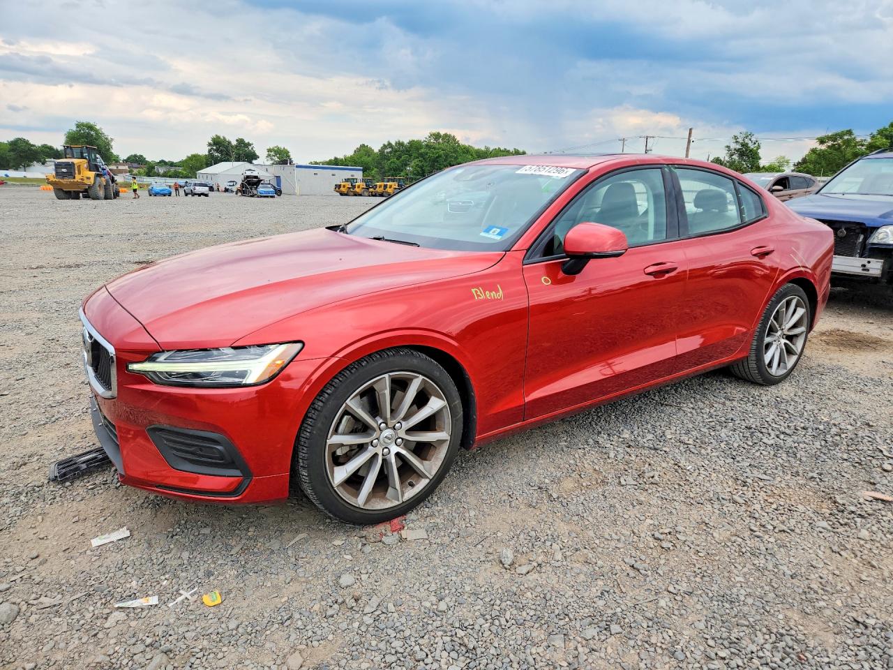 2019 Volvo S60 Momentum, VIN 7JRA22TK3KG001274 — Крыша