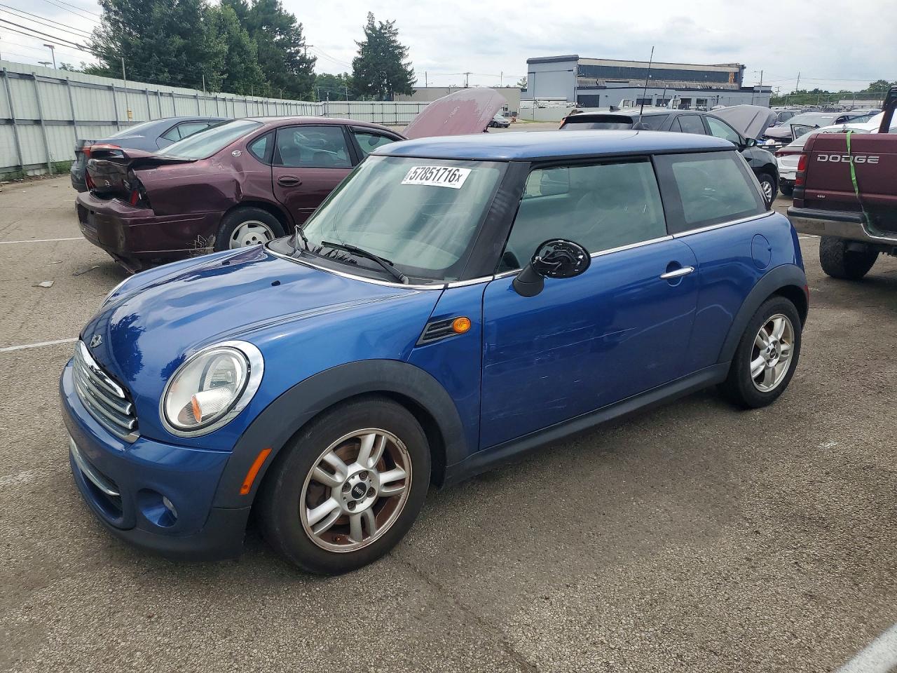 2013 MINI Hardtop, VIN WMWSU3C51DT689280 — Side
