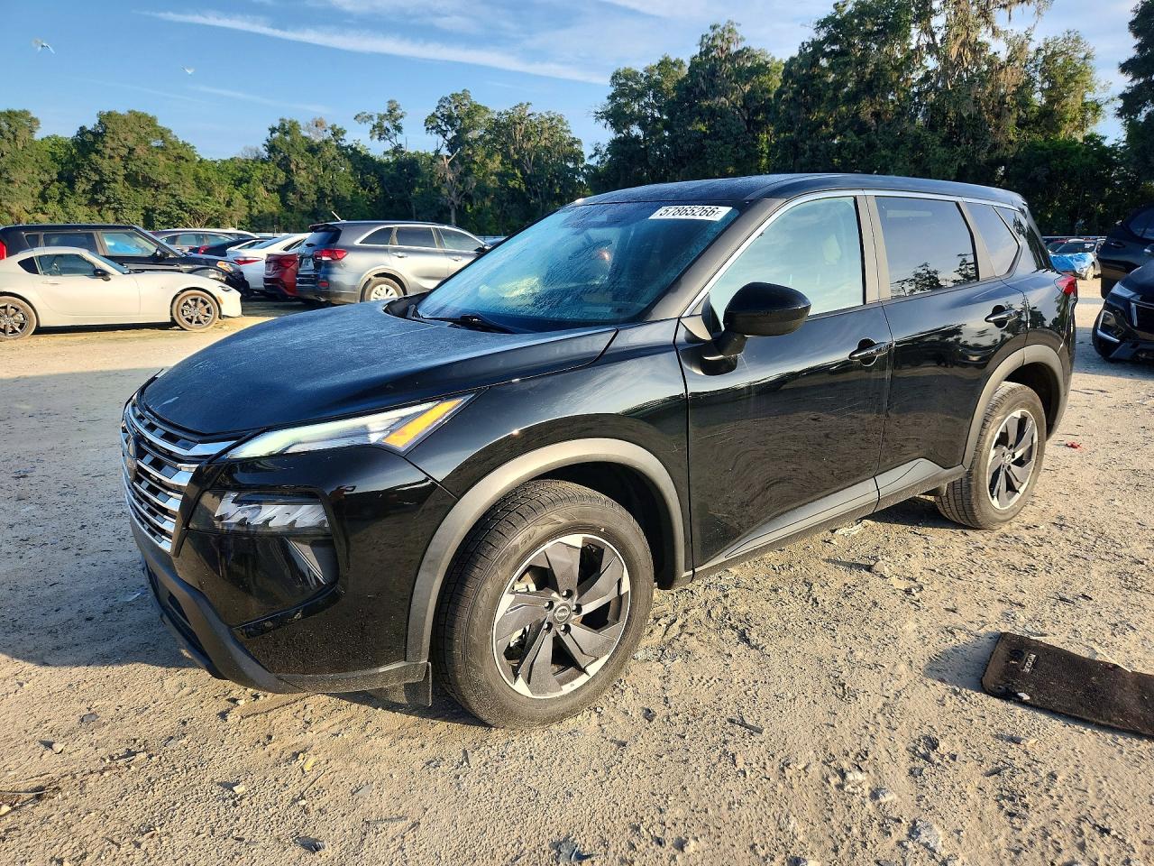 2024 Nissan Rogue SV, VIN 5N1BT3BA8RC749918 — Side