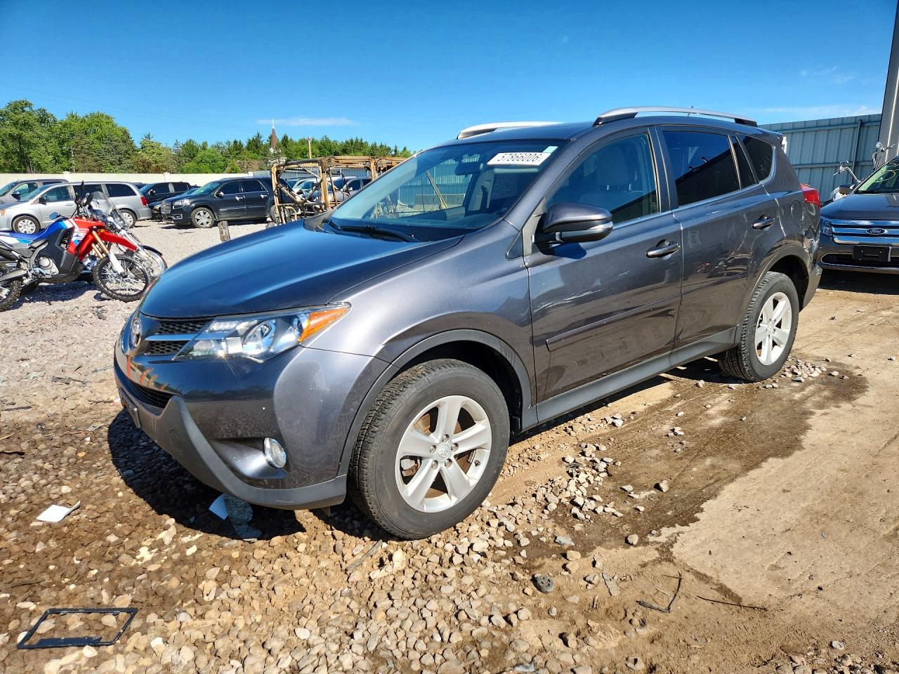2013 Toyota RAV4 XLE, VIN JTMRFREV8DD009574 — Rear end