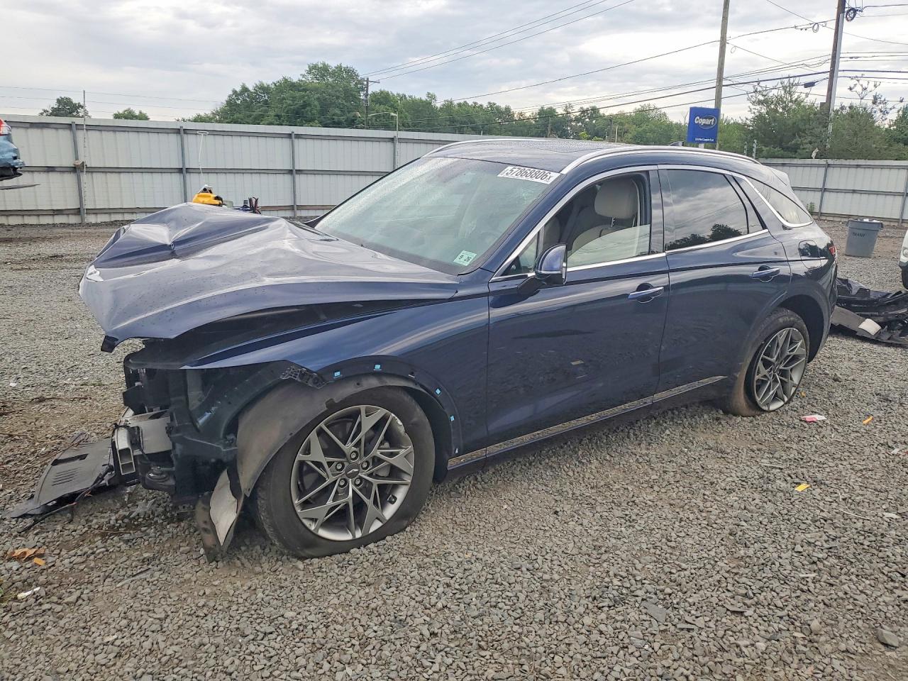 2022 Genesis GV70 2.5T, VIN KMUMADTB1NU035825 — Front end