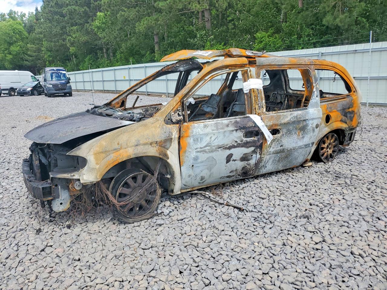 2002 Dodge Caravan Sport, VIN 1B4GP44332B666442 — Burn