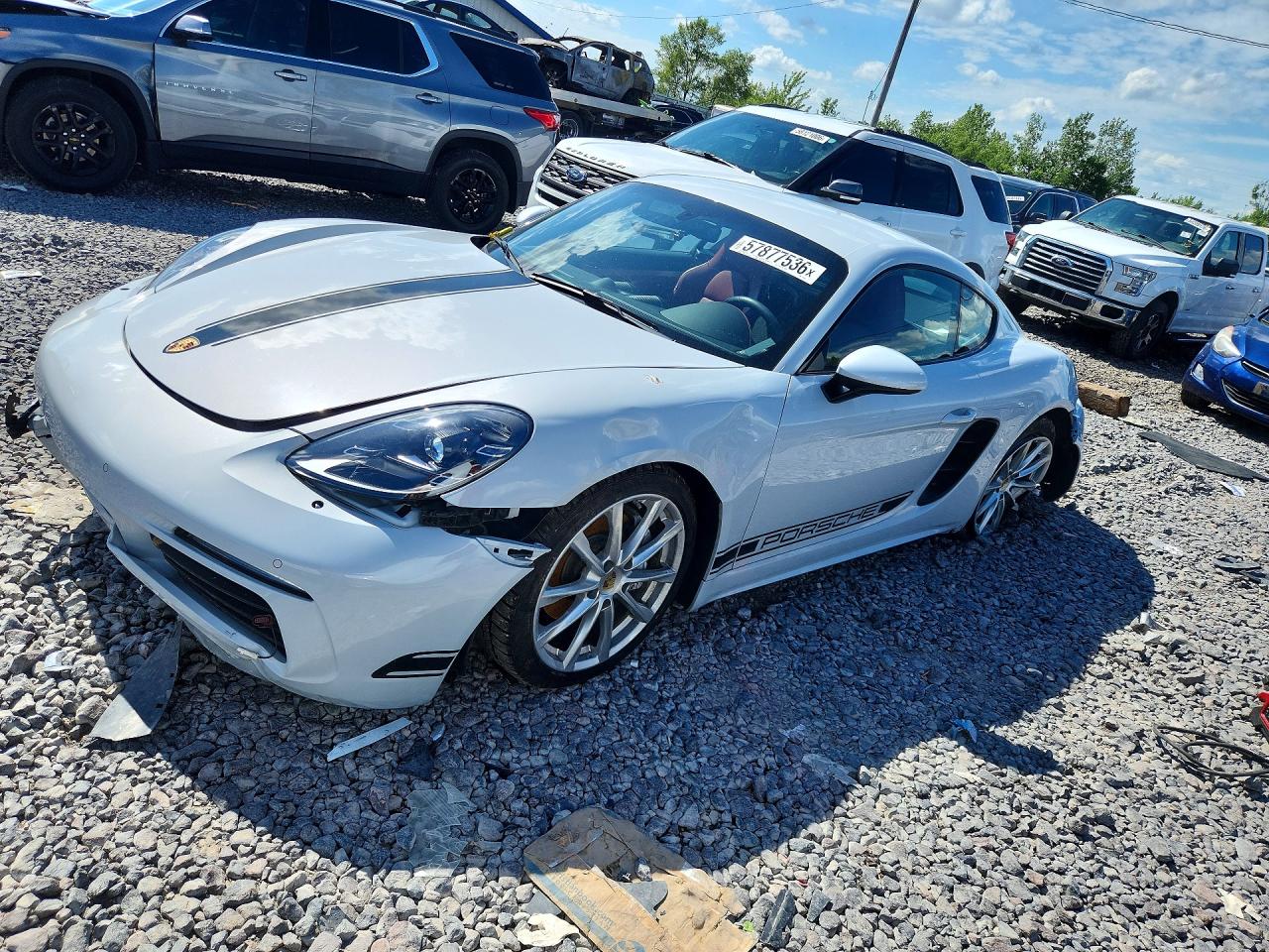 2024 Porsche 718 Cayman, VIN WP0AA2A84RK255592 — Перед