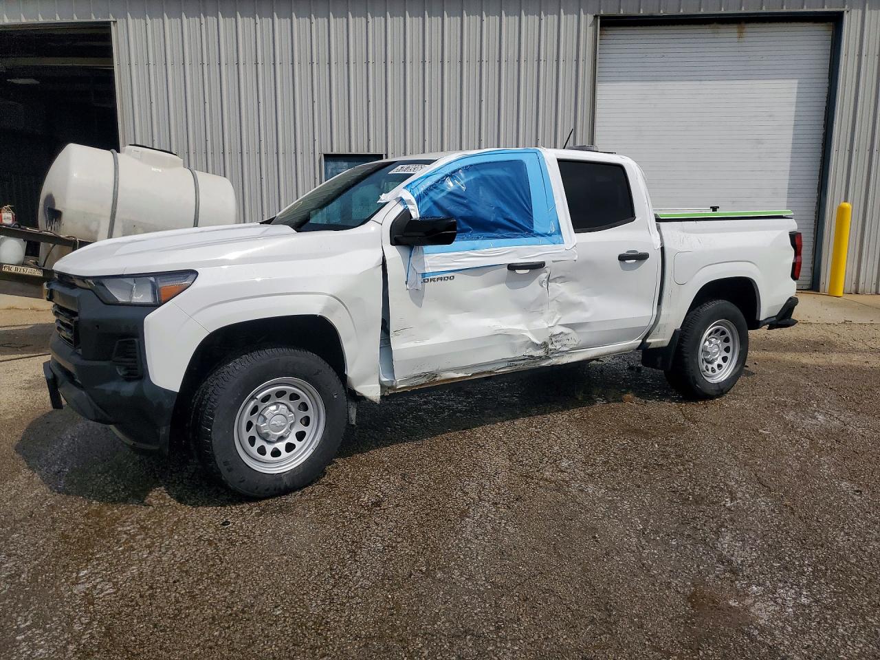 2024 Chevrolet Colorado 2WD Work Truck, VIN 1GCGSBEC9R1257348 — Бок