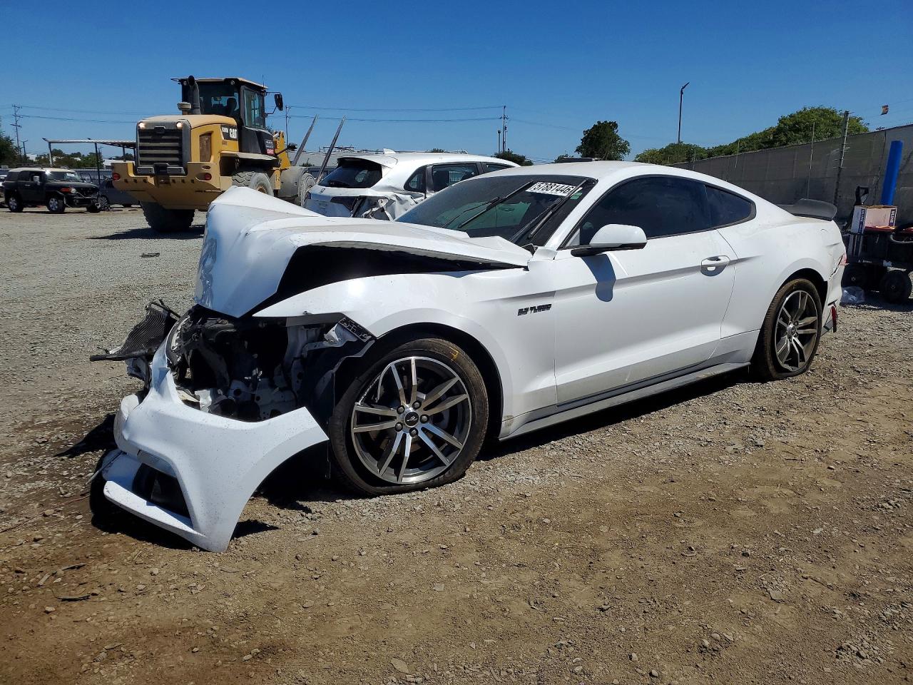 2016 Ford Mustang EcoBoost Premium, VIN 1FA6P8TH0G5256907 — Front end