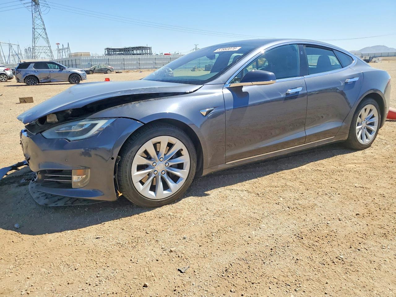 2017 Tesla Model S 100D, VIN 5YJSA1E29HF199715 — Front end