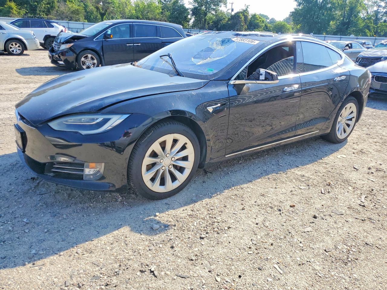 2017 Tesla Model S 60, VIN 5YJSA1E14HF231090 — Roof