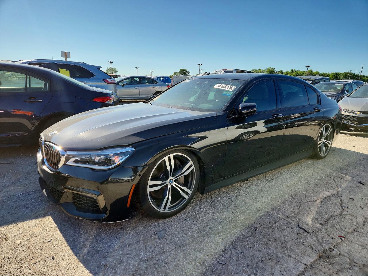 2018 BMW 7 Series 750i, VIN WBA7F0C54JGM22962 — Minor dents and scratches
