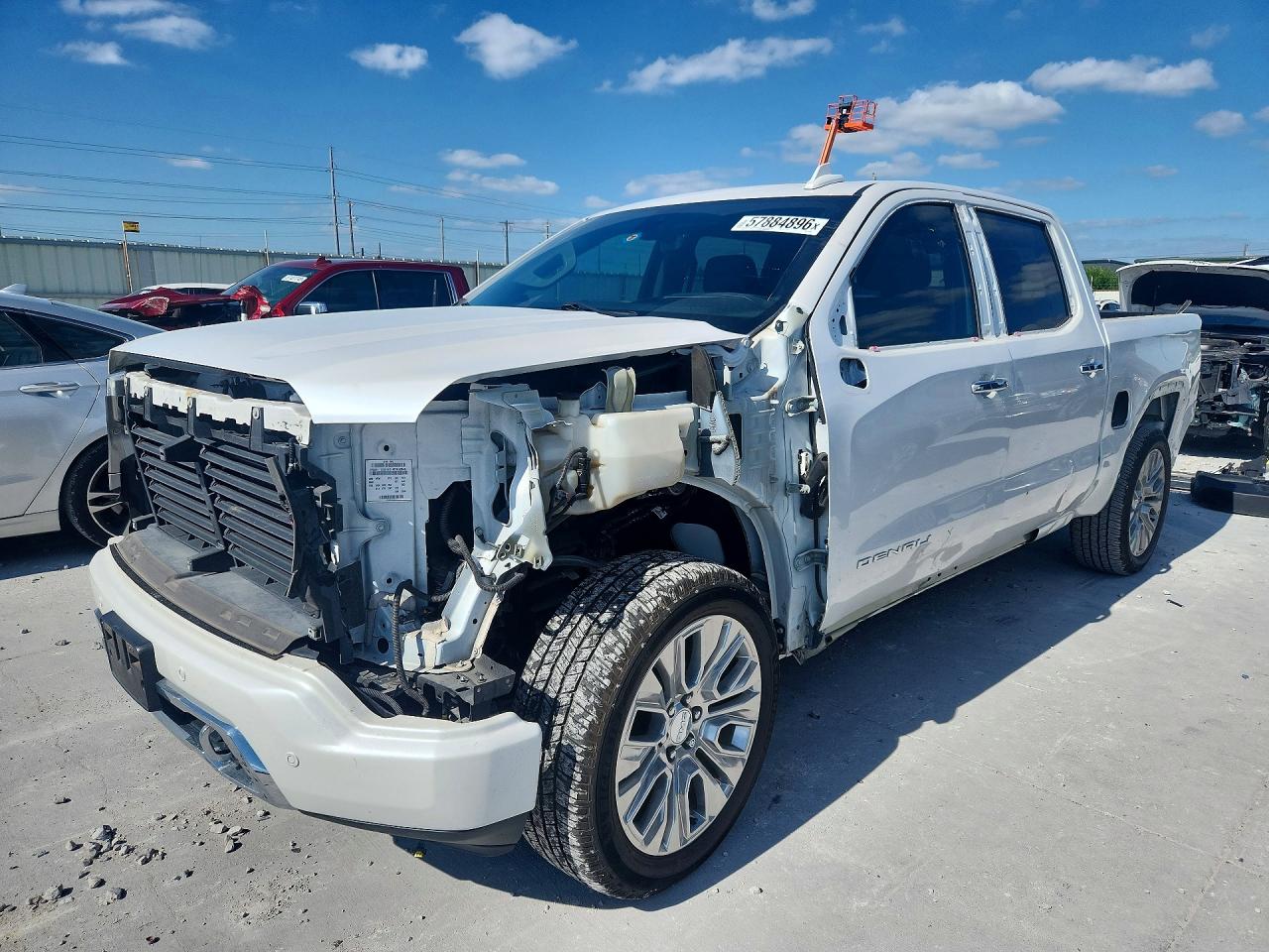 2021 GMC Sierra 1500 Denali, VIN 3GTU9FET6MG311303 — Front end