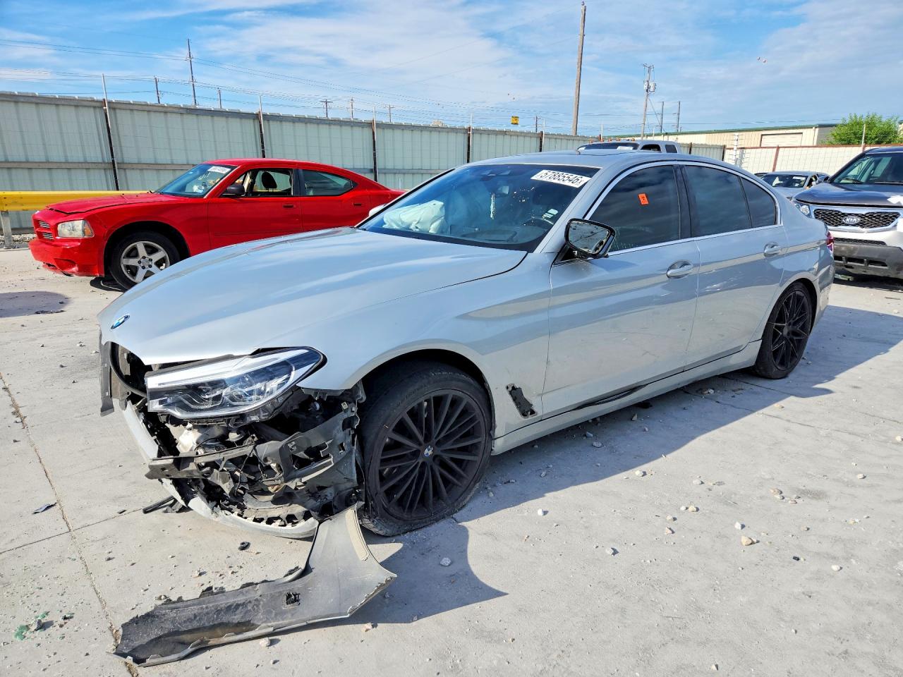 2019 BMW 5 Series 540i, VIN WBAJE5C50KWW16868 — Перед