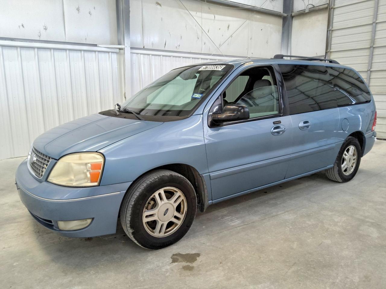 2007 Ford Freestar SEL, VIN 2FMZA52267BA04753 — Minor dents and scratches