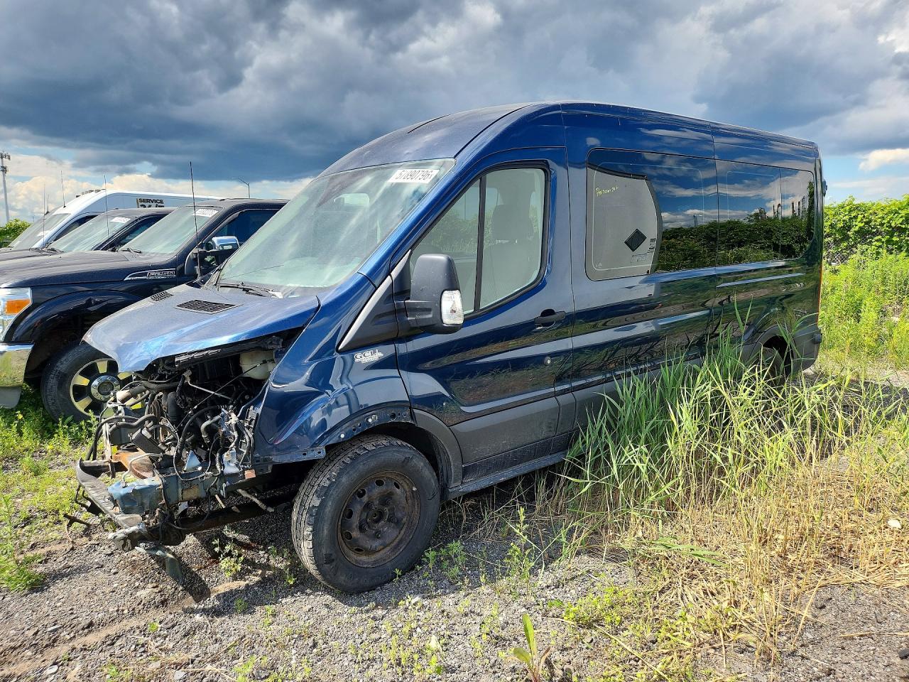 2017 Ford Transit Passenger XLT, VIN 1FBZX2CM6HKB02968 — Front end