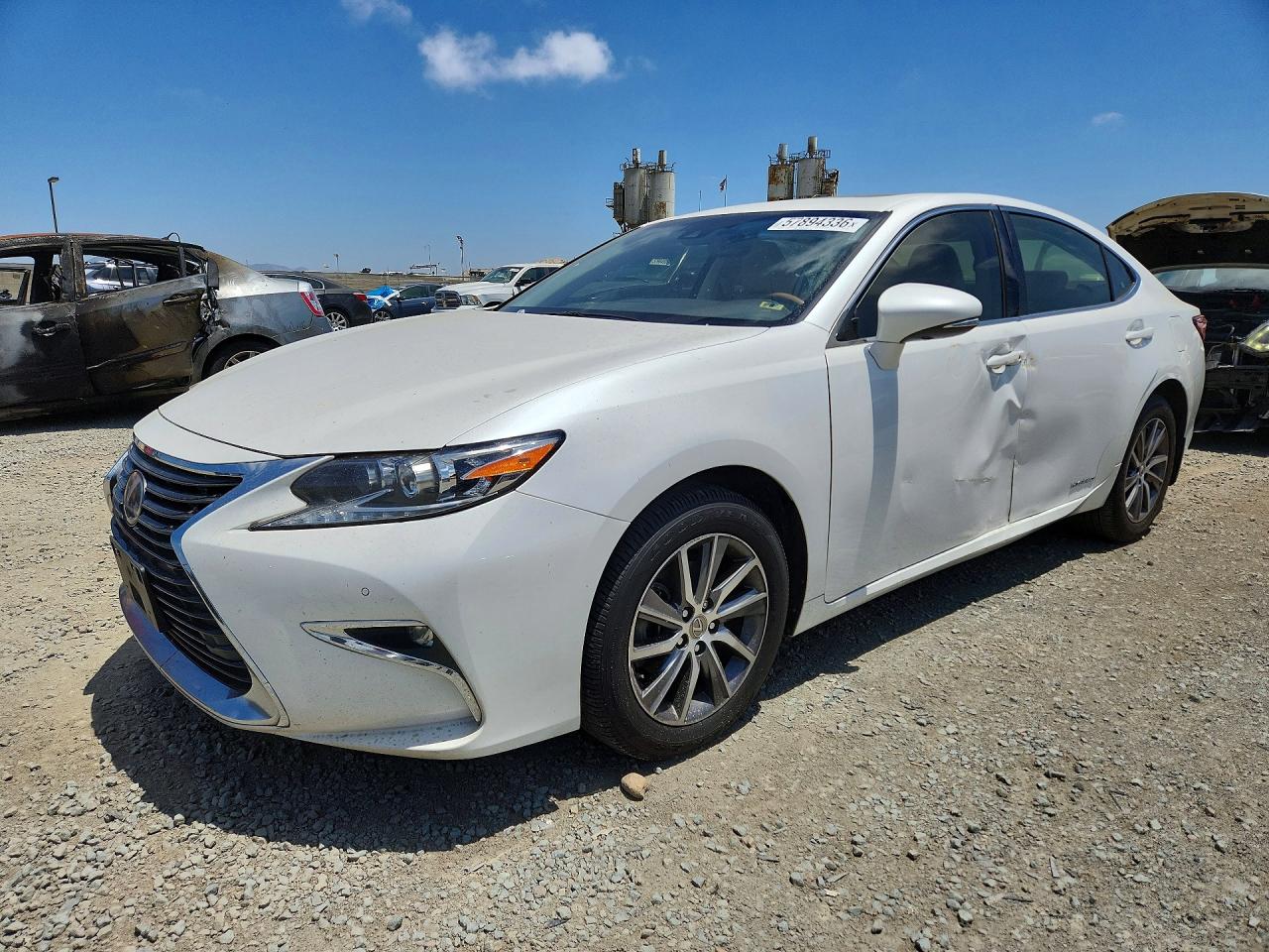 2017 Lexus ES 300h, VIN JTHBW1GG7H2152923 — Side