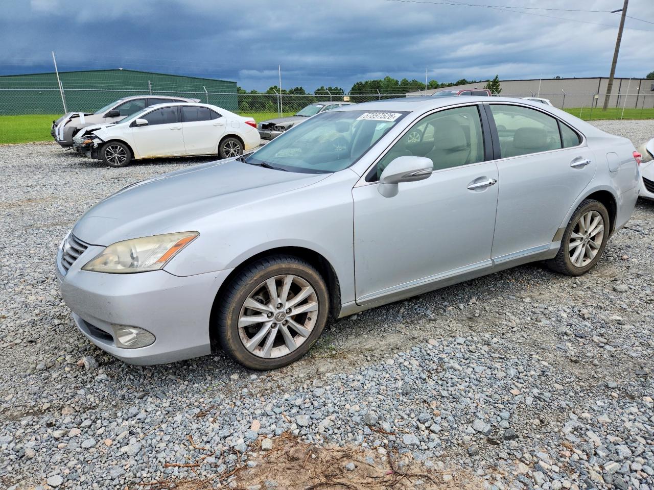 2012 Lexus ES 330, VIN JTHBK1EG5C2493549 — Front end