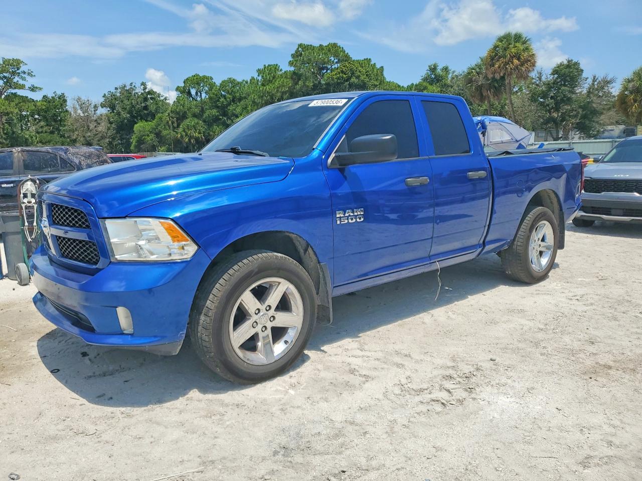 2017 Ram 1500 Express, VIN 1C6RR7FGXHS618363 — Rear end