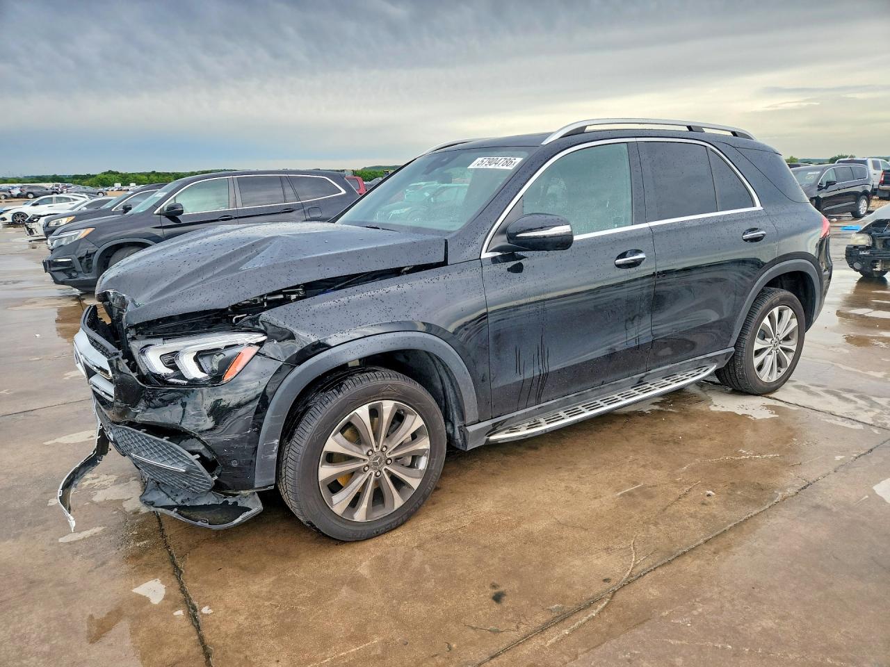 2020 Mercedes-Benz GLE 350, VIN 4JGFB4KE6LA052585 — Front end