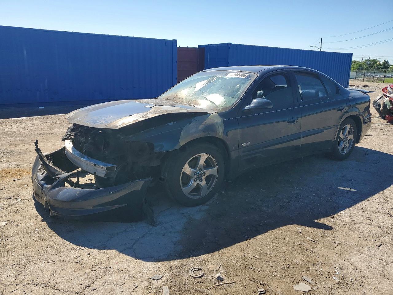 2003 Pontiac Bonneville SLE, VIN 1G2HY52K434203806 — Engine fire