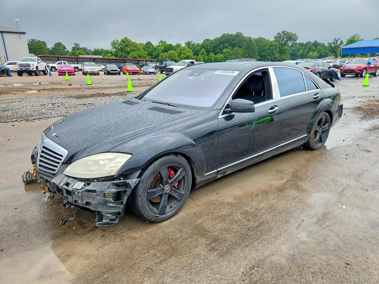 2011 Mercedes-Benz S 550, VIN WDDNG7BB9BA397171 — Rear end