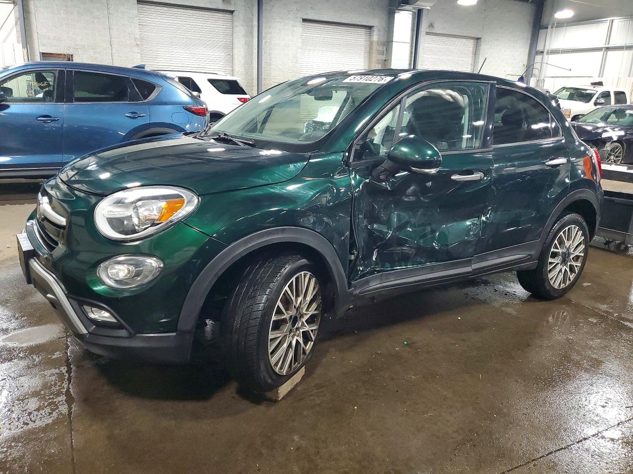 2016 FIAT 500X Trekking, VIN ZFBCFYCT3GP353806 — Бок