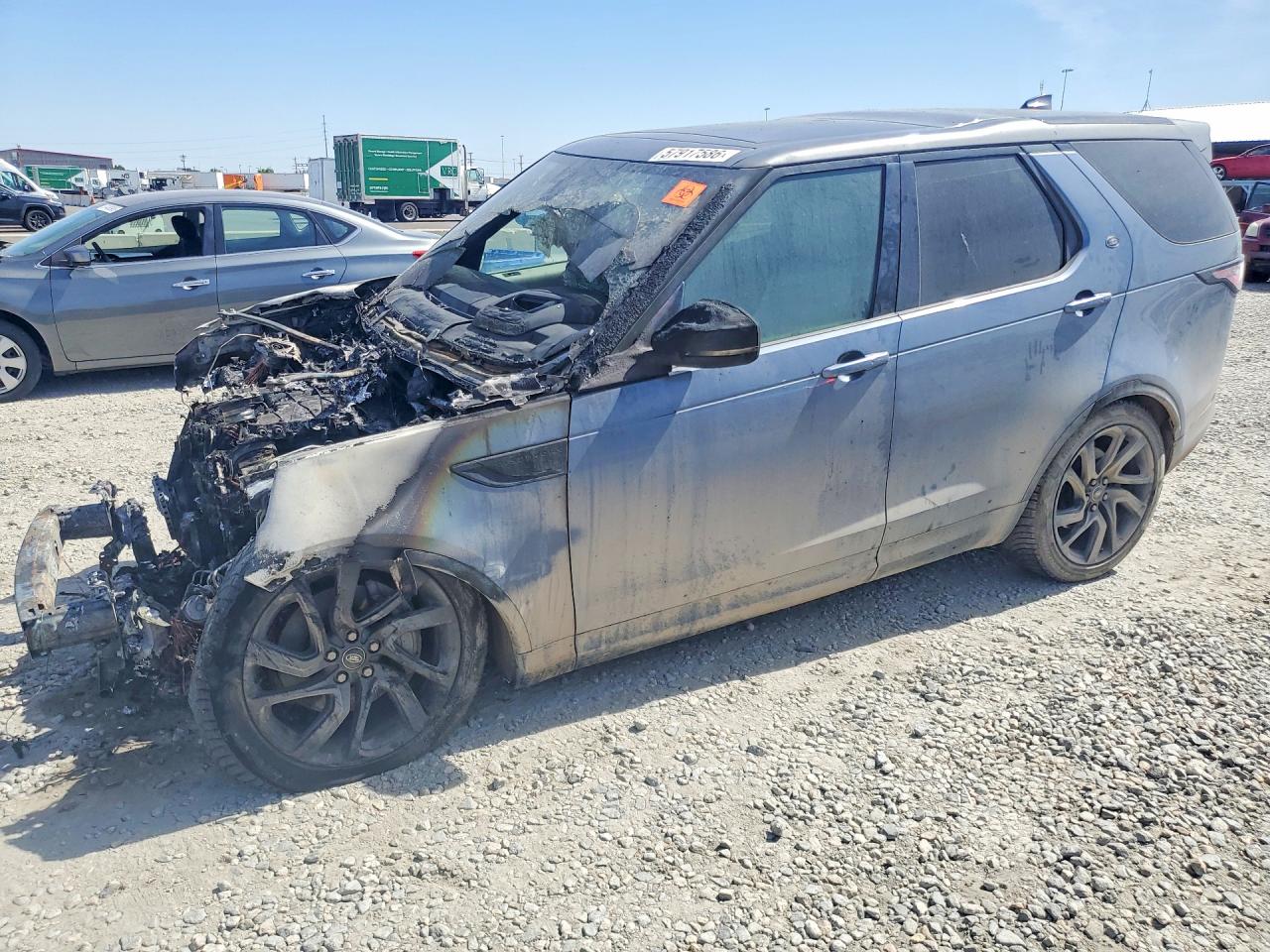 2018 Land Rover Discovery HSE Luxury, VIN SALRT2RV3JA058164 — Burn